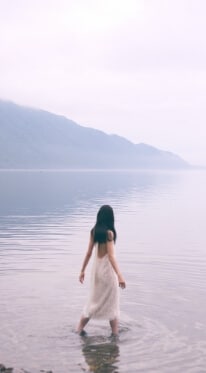 水分環境が整うと、髪はもっと美しくなる。